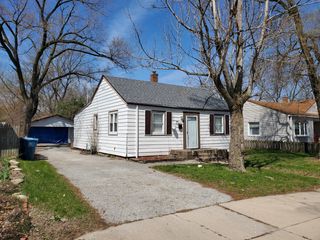 818 Campbell Avenue, Calumet City, IL 60409