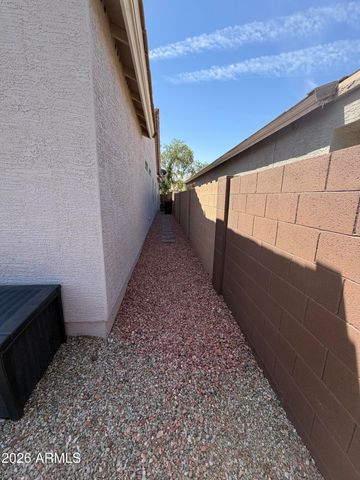 436 E YELLOW WOOD Avenue, San Tan Valley, AZ 85140