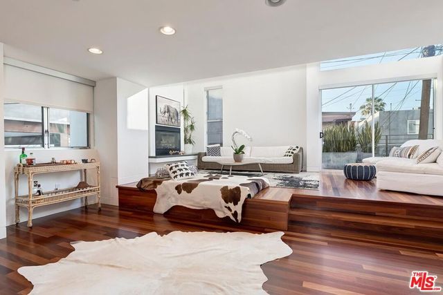 111 Eastwind Street, Marina Del Rey, CA 90292