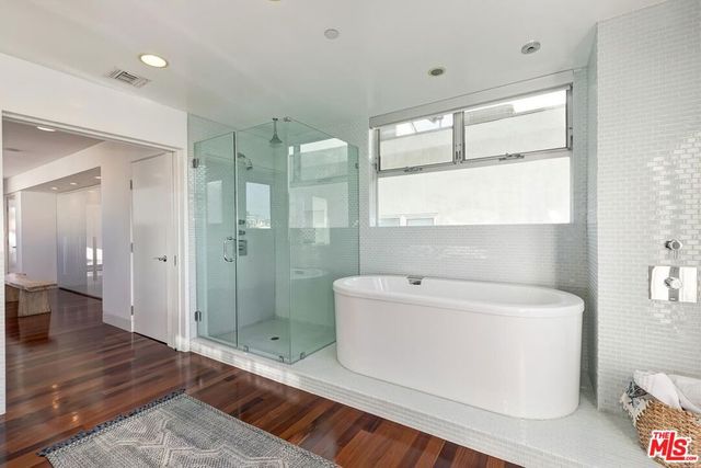 111 Eastwind Street, Marina Del Rey, CA 90292