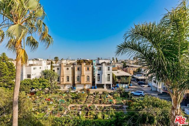 111 Eastwind Street, Marina Del Rey, CA 90292