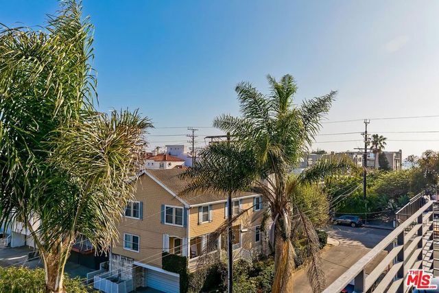 111 Eastwind Street, Marina Del Rey, CA 90292