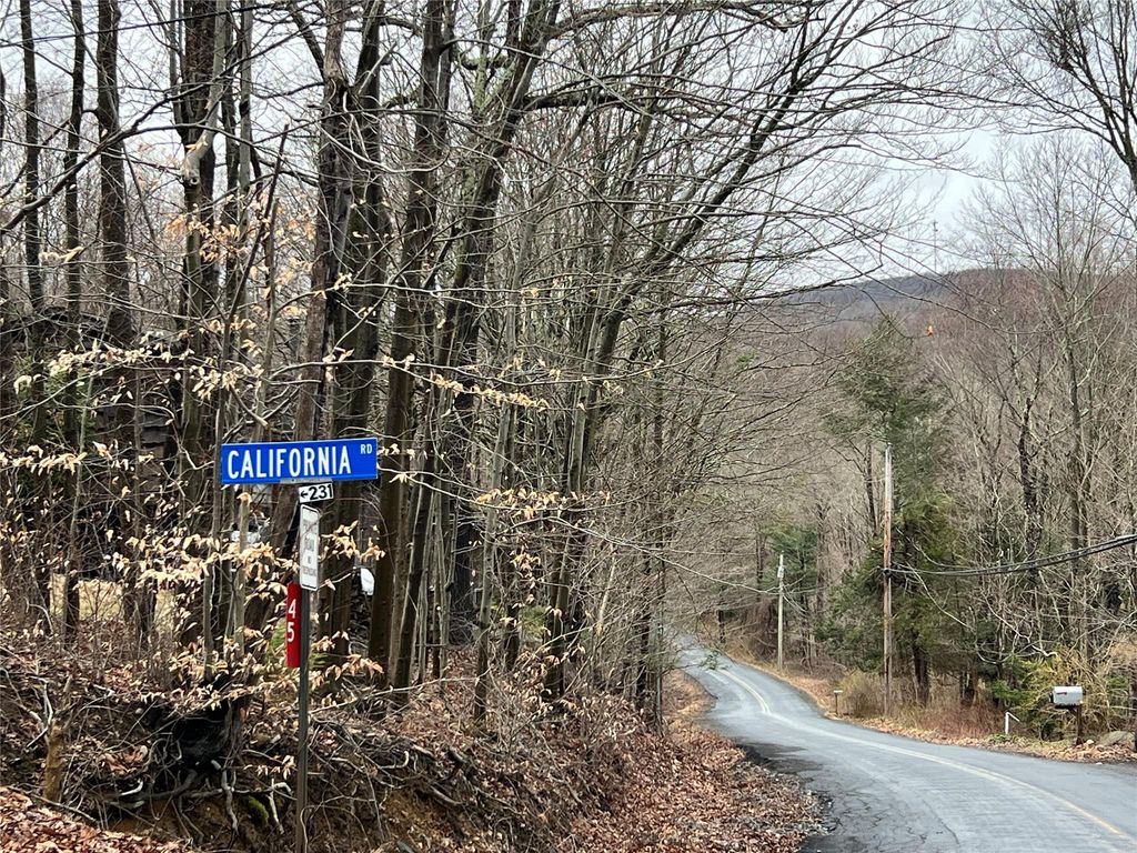 41 California Road, Warwick, NY 10990