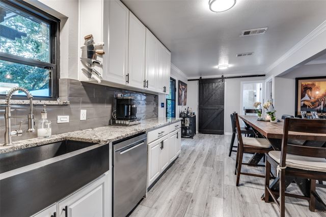 1338 Airline Drive, Grapevine, TX 76051