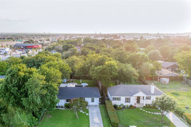 1338 Airline Drive, Grapevine, TX 76051