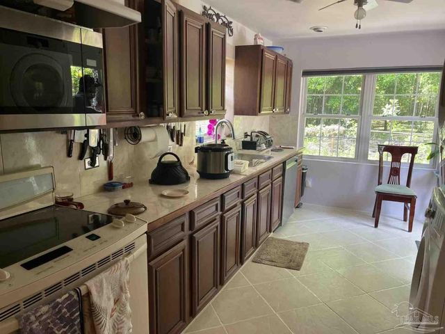 8625 Fowler Ave, Pensacola, FL 32534