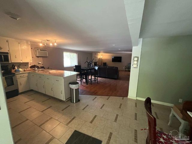 8625 Fowler Ave, Pensacola, FL 32534