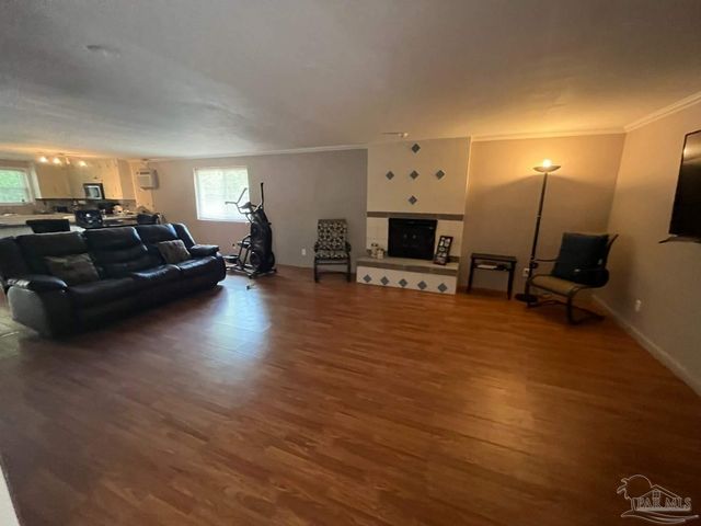 8625 Fowler Ave, Pensacola, FL 32534