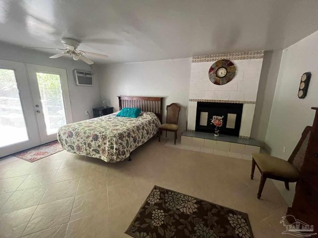 8625 Fowler Ave, Pensacola, FL 32534
