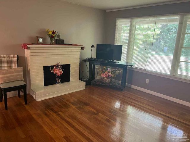 8625 Fowler Ave, Pensacola, FL 32534