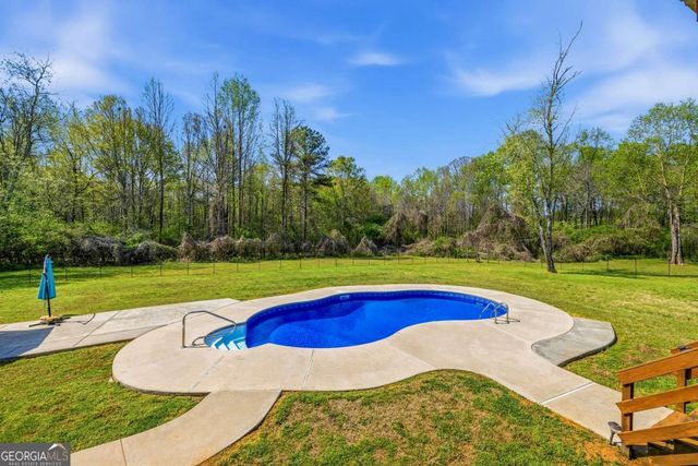 240 Langford Carey Road, Danielsville, GA 30633