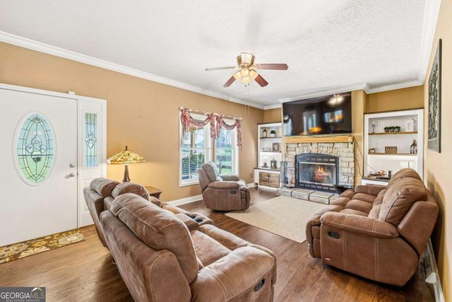 240 Langford Carey Road, Danielsville, GA 30633