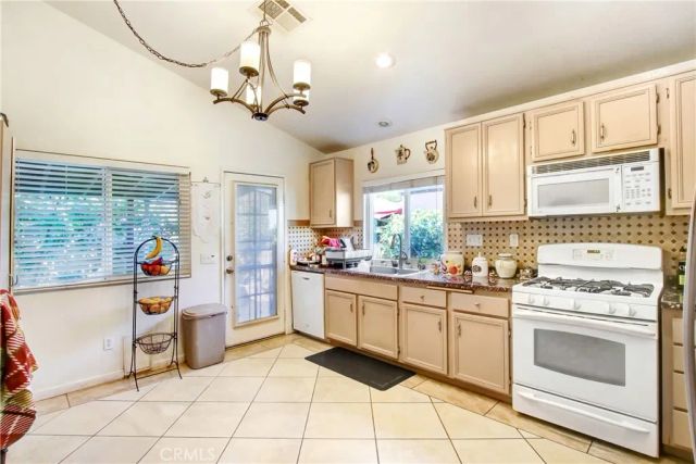 2032 Whitman, San Jacinto, CA 92583