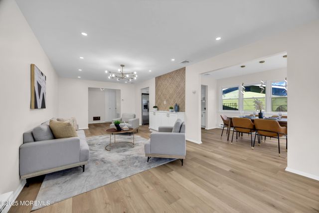 37 Central Boulevard, Brick, NJ 08724