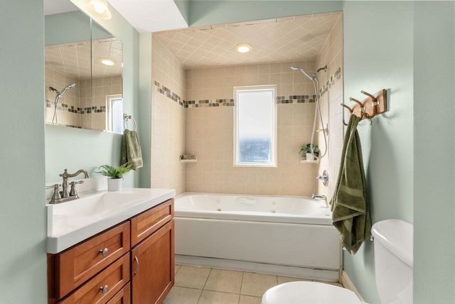 169 Sheridan Ave 3, Medford, MA 02155