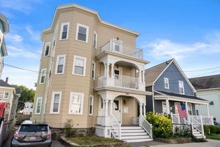 169 Sheridan Ave 3, Medford, MA 02155