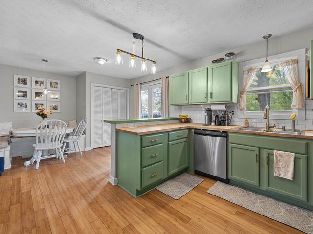 313 Tubbs Mountain Road, Travelers Rest, SC 29690