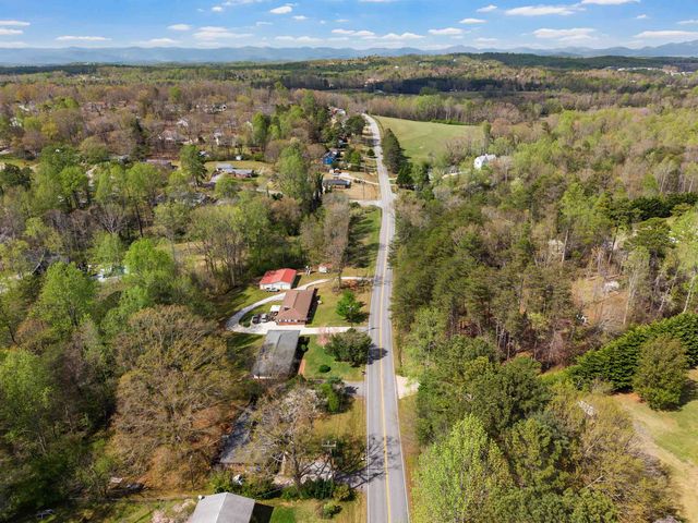 313 Tubbs Mountain Road, Travelers Rest, SC 29690