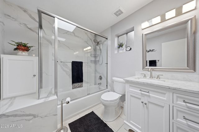 10414 E SILVERTREE Drive, Sun Lakes, AZ 85248