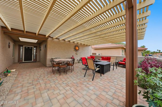 10414 E SILVERTREE Drive, Sun Lakes, AZ 85248