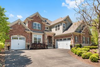 4545 Foxgrove Drive, St. Charles, IL 60175
