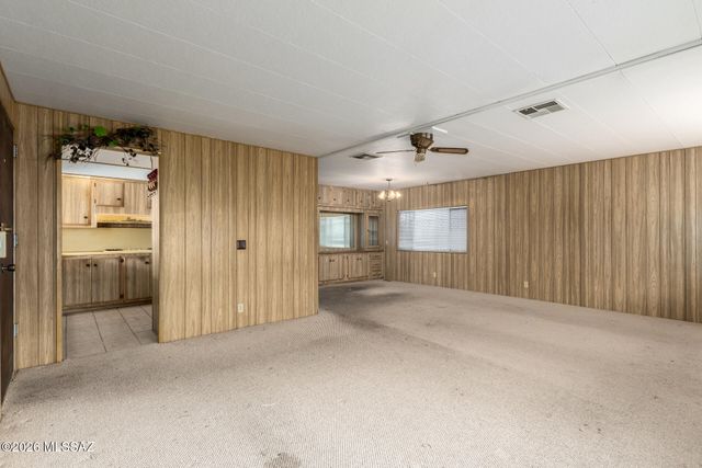 5705 W Diamond K Street, Tucson, AZ 85713