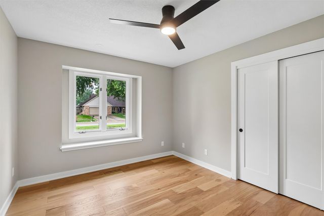 4404 75th Street, Urbandale, IA 50322