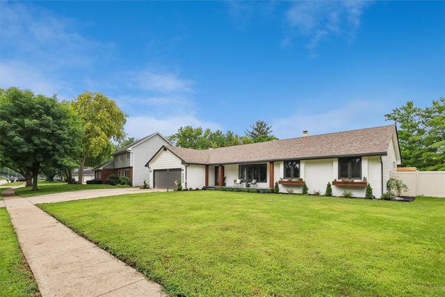 4404 75th Street, Urbandale, IA 50322