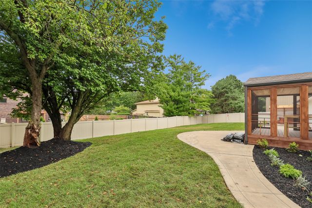 4404 75th Street, Urbandale, IA 50322