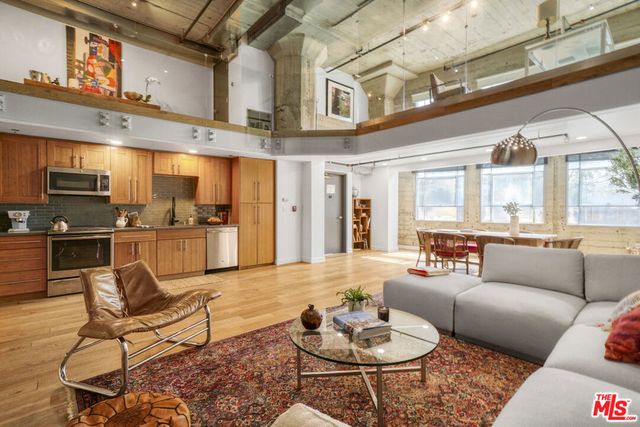 1855 Industrial Street 112, Los Angeles, CA 90021