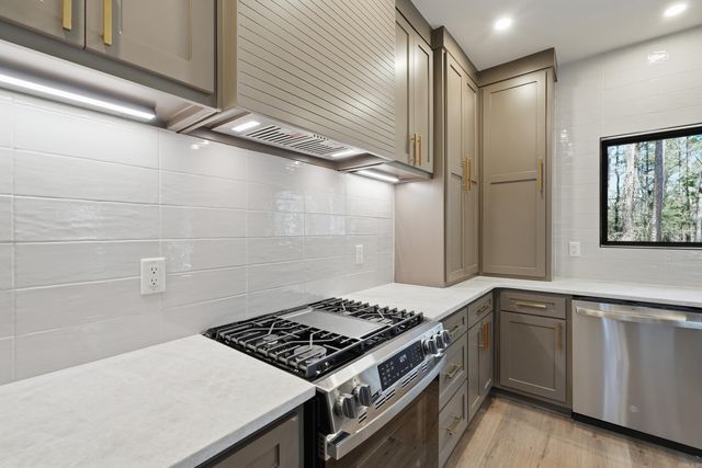 111 Santa Lucia Drive, Fairfield Bay, AR 72088