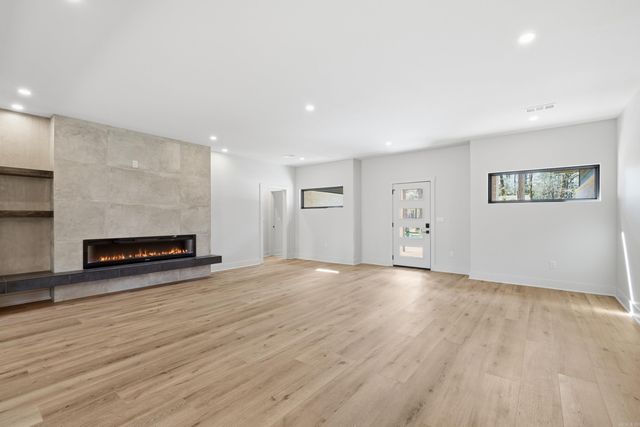 111 Santa Lucia Drive, Fairfield Bay, AR 72088