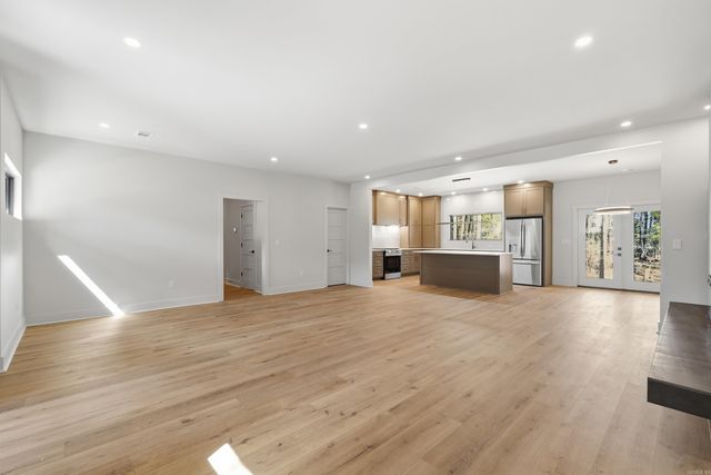 111 Santa Lucia Drive, Fairfield Bay, AR 72088