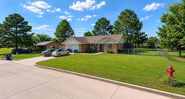 511 PINE RIDGE, Aubrey, TX 76227