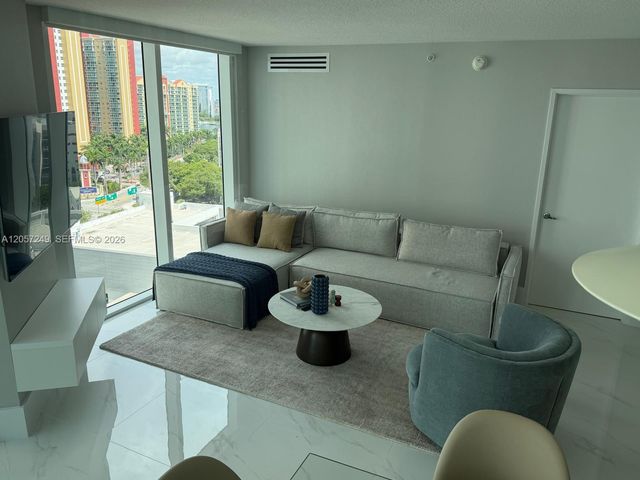 250 Sunny Isles Boulevard 31203, Sunny Isles Beach, FL 33160