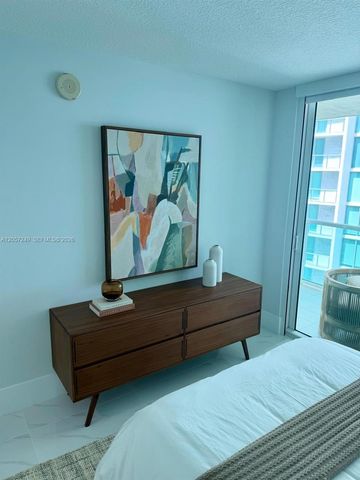 250 Sunny Isles Boulevard 31203, Sunny Isles Beach, FL 33160