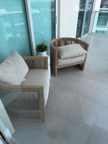 250 Sunny Isles Boulevard 31203, Sunny Isles Beach, FL 33160