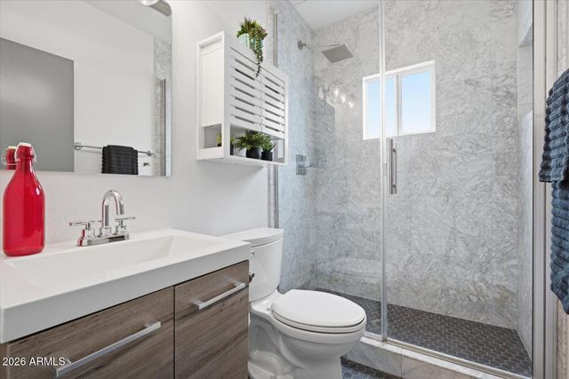 777 N 9TH Street, Phoenix, AZ 85006