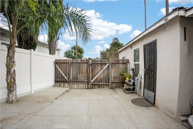 13513 Sayre, Sylmar, CA 91342