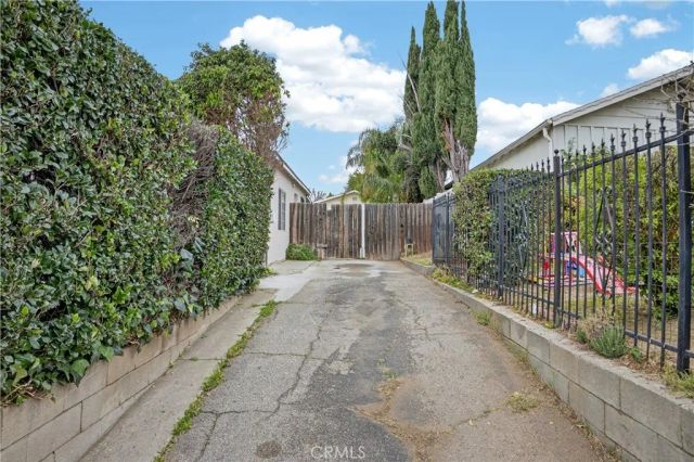 13513 Sayre, Sylmar, CA 91342