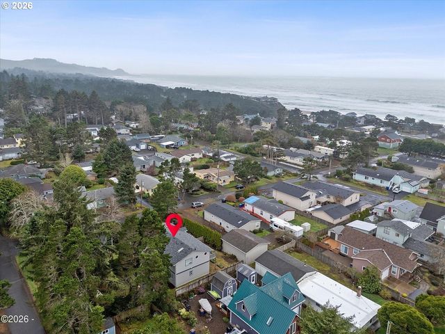 115 LORRAINE St, Gleneden Beach, OR 97388