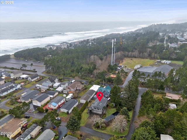115 LORRAINE St, Gleneden Beach, OR 97388