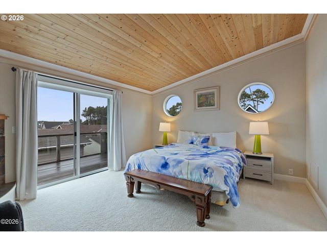 115 LORRAINE St, Gleneden Beach, OR 97388