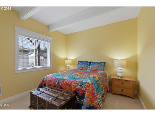 115 LORRAINE St, Gleneden Beach, OR 97388