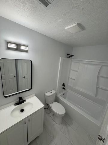 782 Fox Valley Drive, Stone Mountain, GA 30088