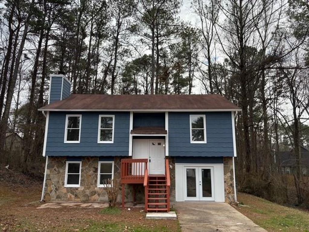 782 Fox Valley Drive, Stone Mountain, GA 30088