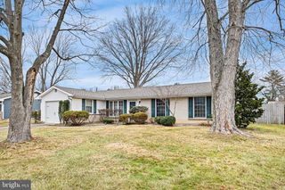 21 DUNBAR RD, Newark, DE 19711