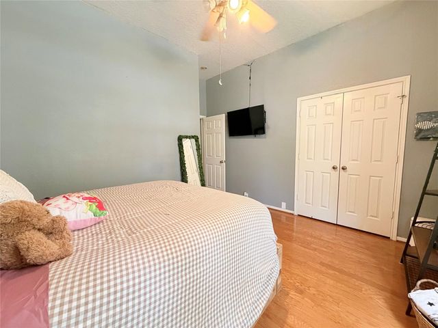 6226 Kingwood Glen Drive, Humble, TX 77346