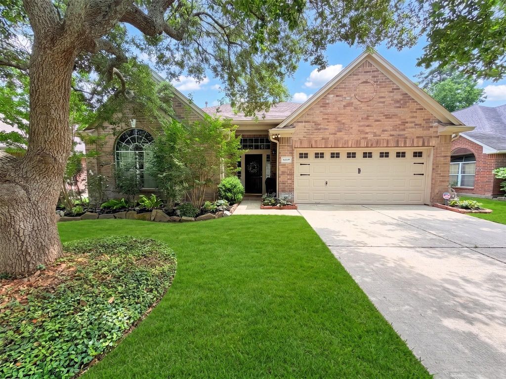 6226 Kingwood Glen Drive, Humble, TX 77346