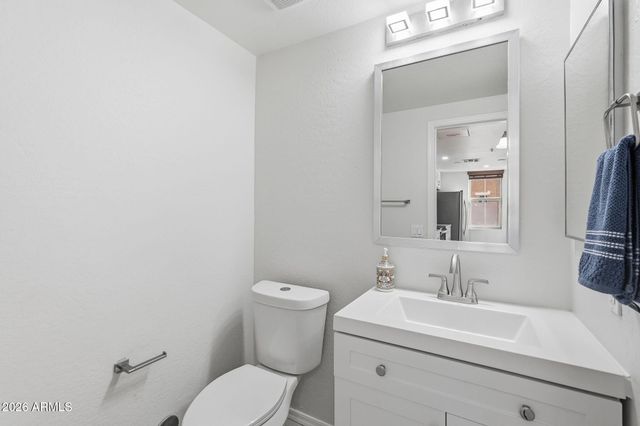 3250 W GREENWAY Road 165, Phoenix, AZ 85053